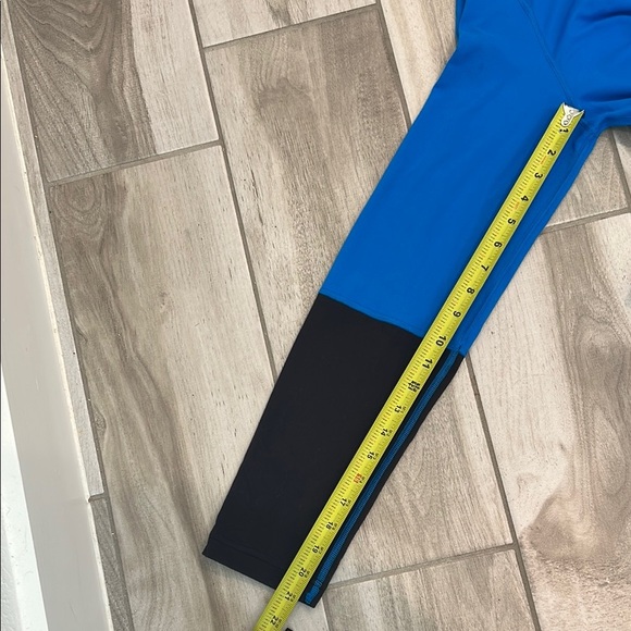 Lululemon Blue Pullover Quarter Zip - Picture 10 of 10